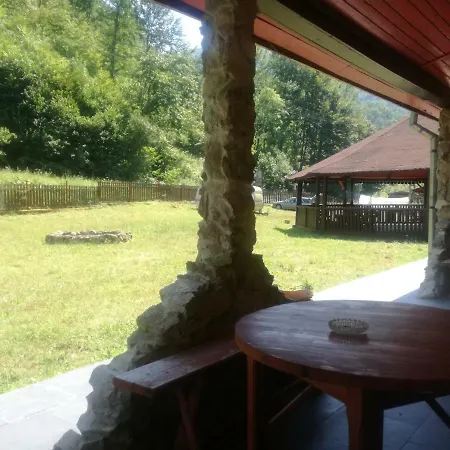Ozon Guest house Pietroasa (Bihor)